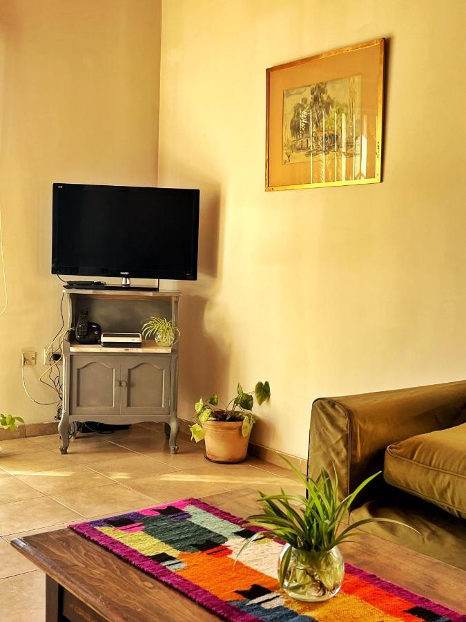 Dpto Ayacucho Apartment Mendoza Exterior photo
